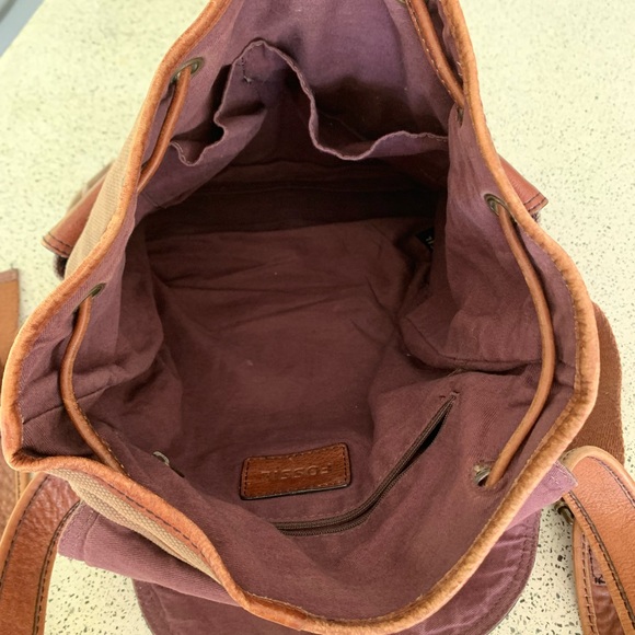 FOSSIL Vintage Drawstring Rucksack - Picture 14 of 16